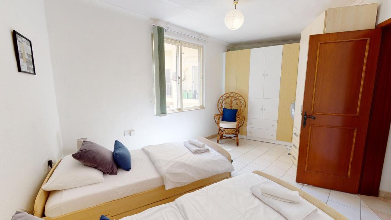 6Th Floor Seafront Apartment With Open Sea Views Сліма Екстер'єр фото